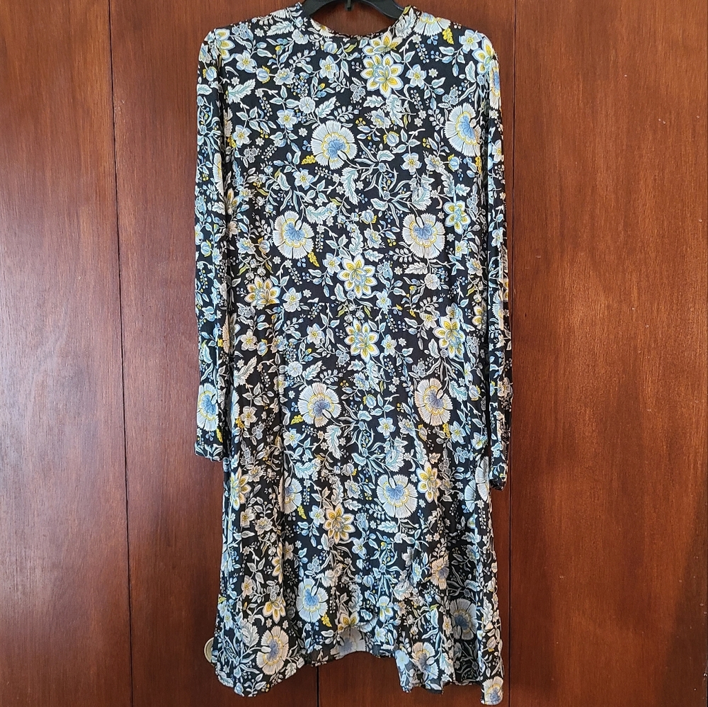 Loft Ruffle Flower Dress